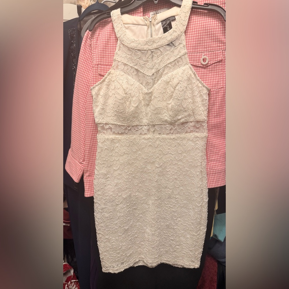 ISSI White Lace Mini Dress